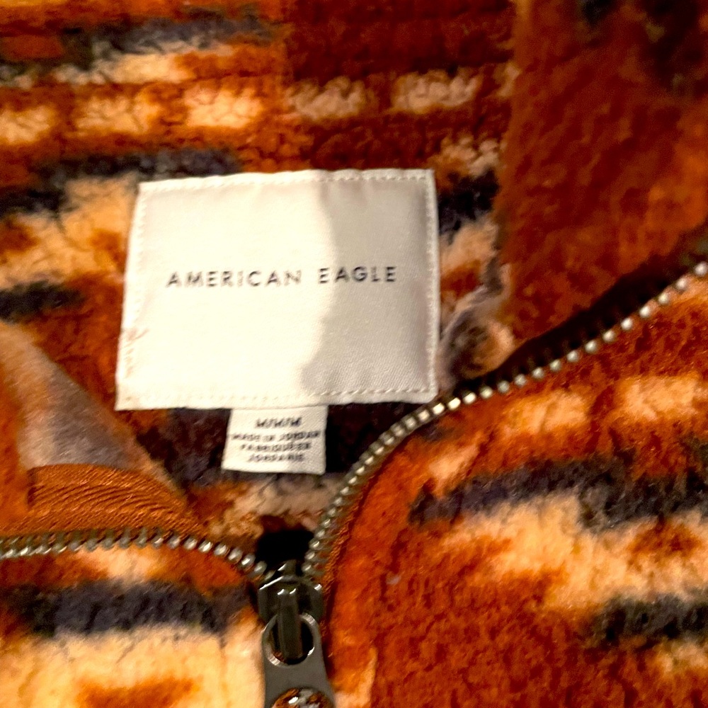 American Eagle Patterned Sherpa - image 2